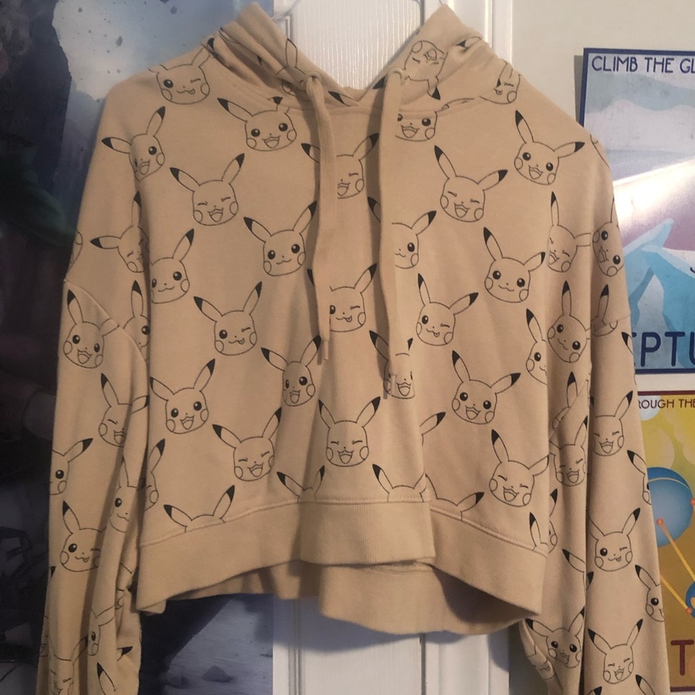 Japan Exclusive Pokémon Crop Pikachu Hoodie